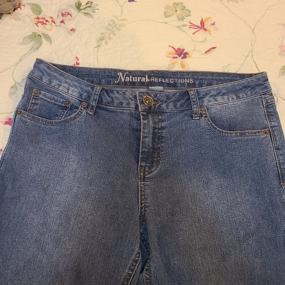Natural reflections Jeans size 10 - Picture 2 of 4